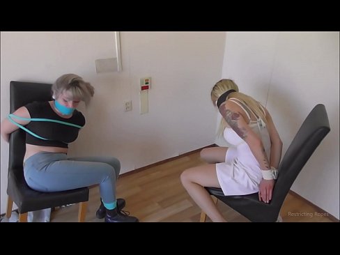 ❤️ Ferslave / fêstbûn en gagged / famke yn need Pornofideo by wy ﹏